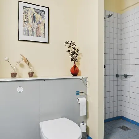 Bad, Lejl 111 Lejlighed